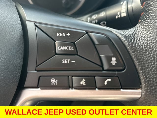 Used 2025 Nissan Versa SR w/ Trunk Package FWD image 25