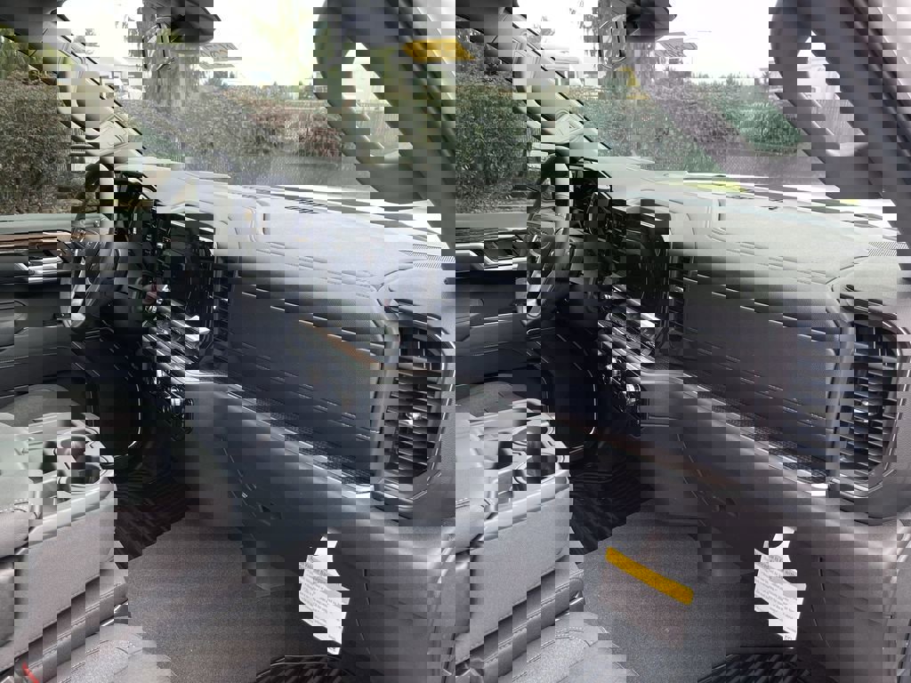 New 2026 GMC Sierra 1500 Elevation image 28