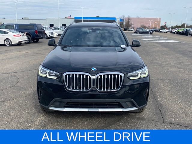 Used 2024 BMW X3 xDrive30i AWD/4WD image 2