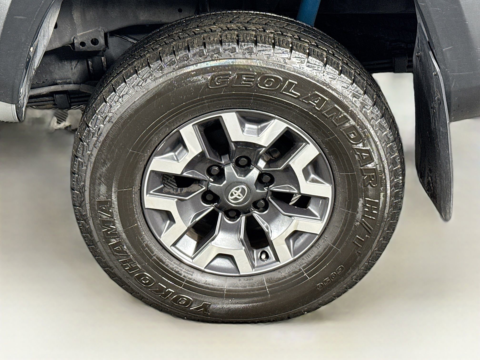 Certified 2021 Toyota Tacoma TRD Off-Road image 9