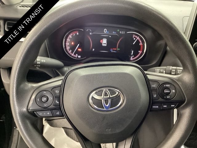 Used 2025 Toyota RAV4 XLE AWD/4WD image 7