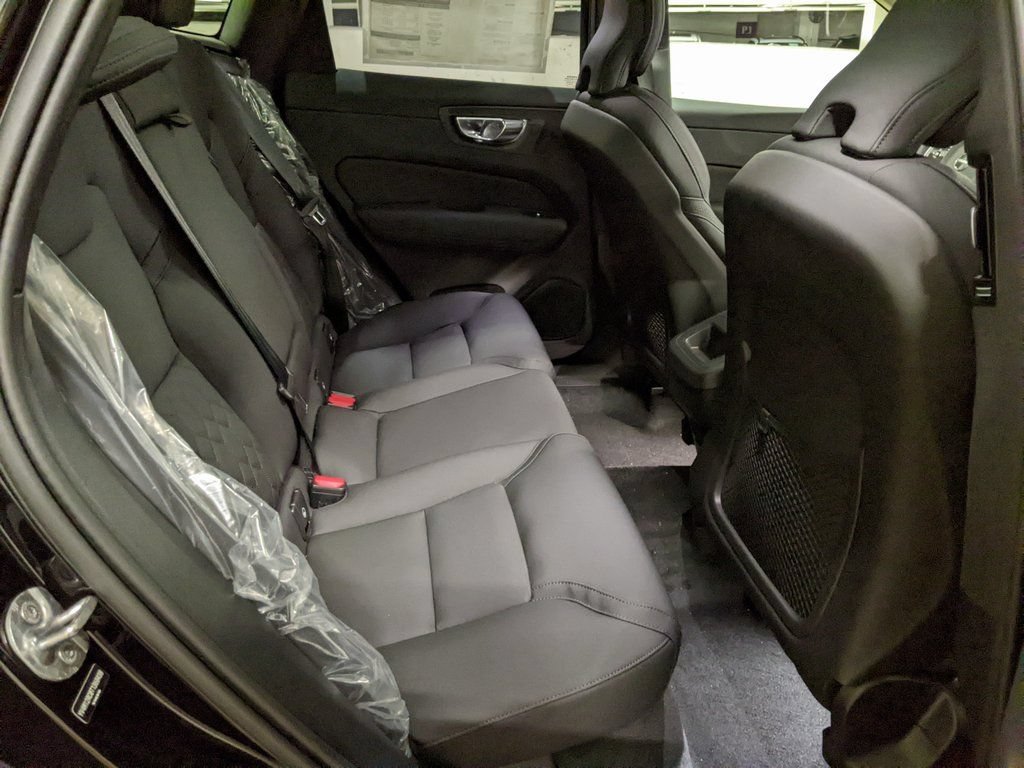 New 2026 Volvo XC60 B5 Plus w/ Protection Package Premier AWD/4WD image 25