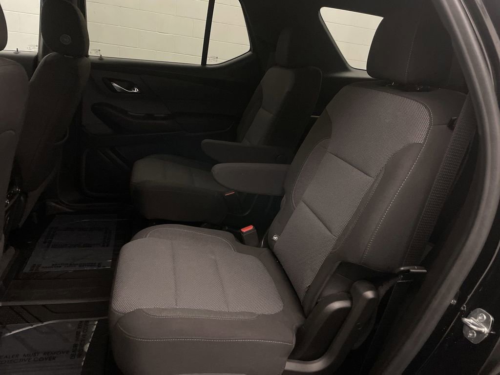 Used 2023 Chevrolet Traverse LT w/ LPO, Floor Liner Package AWD/4WD image 17