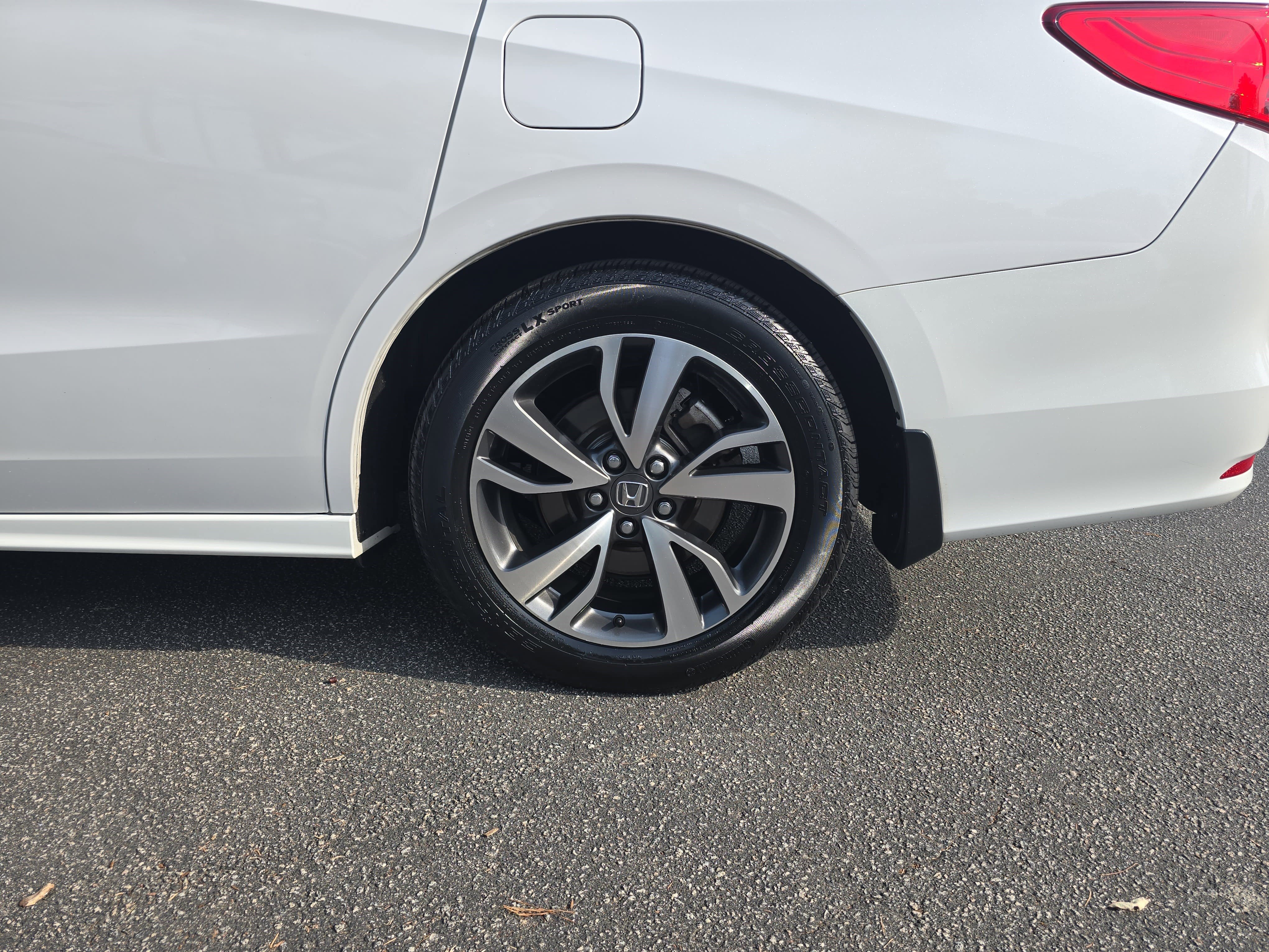 Used 2023 Honda Odyssey Touring image 36