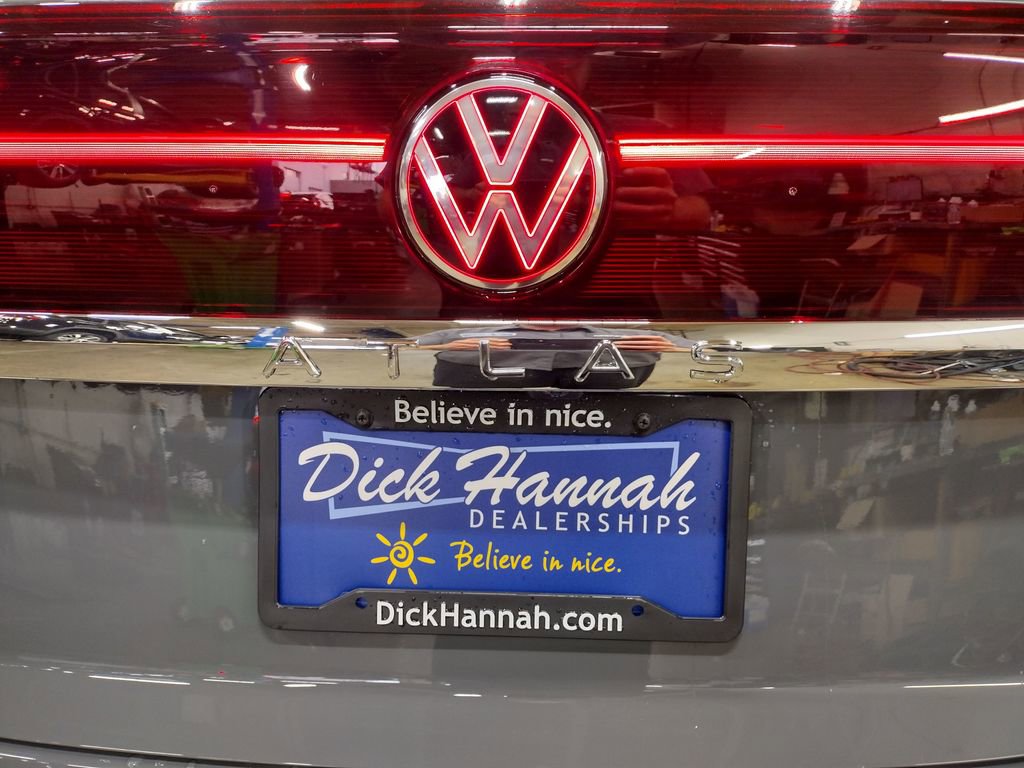 New 2026 Volkswagen Atlas Cross Sport SEL Premium R-Line image 17