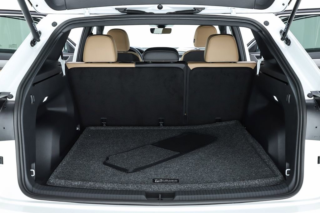 New 2026 Volkswagen Atlas Cross Sport SE image 66