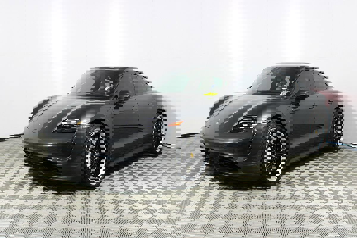 Used 2023 Porsche Taycan w/ Premium Package RWD image 45