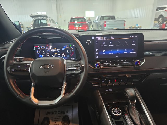 Used 2024 Chevrolet Colorado Z71 w/ Z71 Convenience Package 2 AWD/4WD image 10