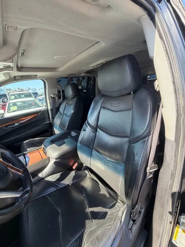 Used 2015 Cadillac Escalade ESV Luxury RWD image 7