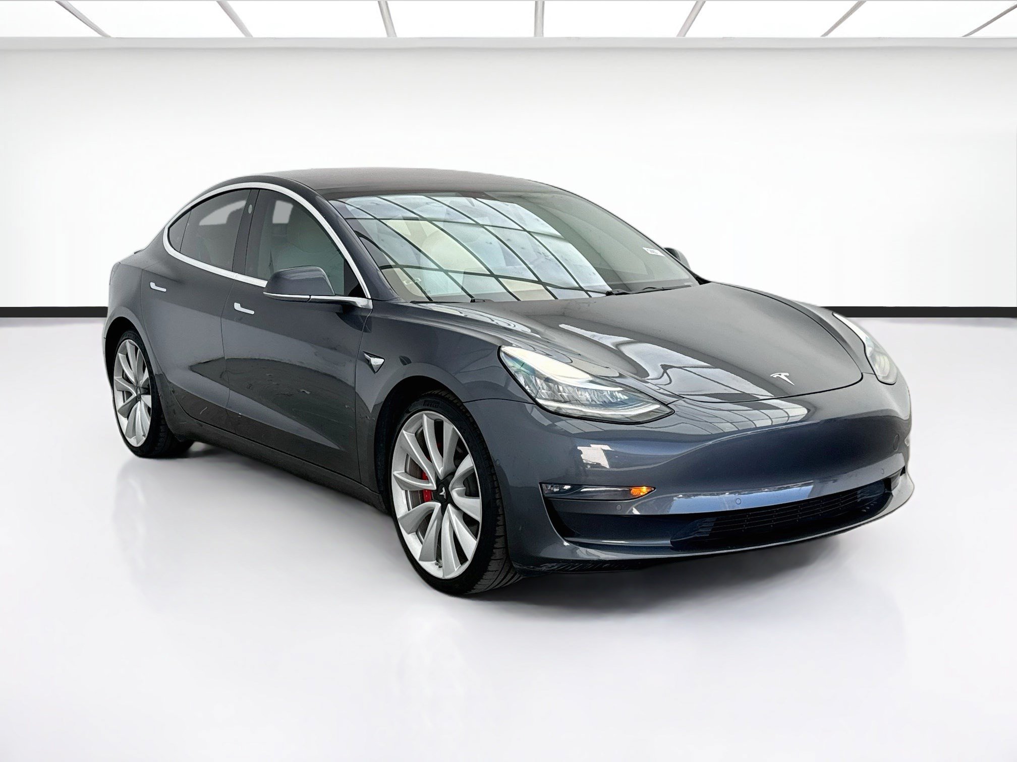 Used 2018 Tesla Model 3 AWD/4WD image 3