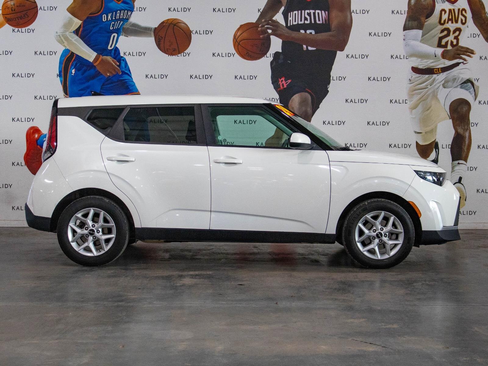 Used 2024 Kia Soul LX w/ Option Group 015 image 17