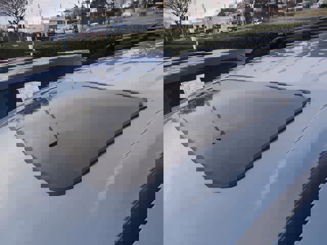 Used 2025 Toyota Sienna XLE Woodland Edition image 25