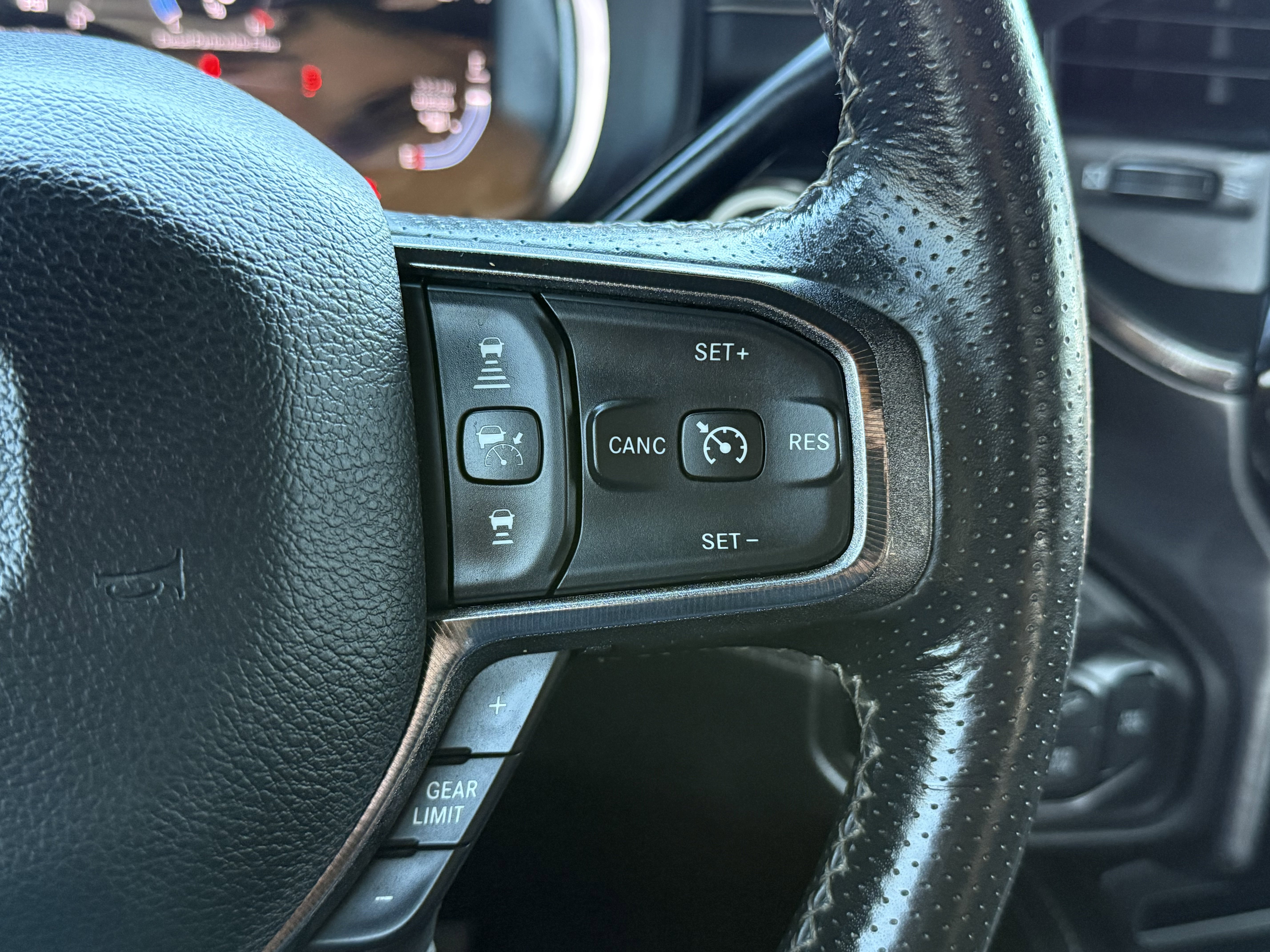 Used 2024 RAM 2500 Rebel w/ Safety Group AWD/4WD image 25