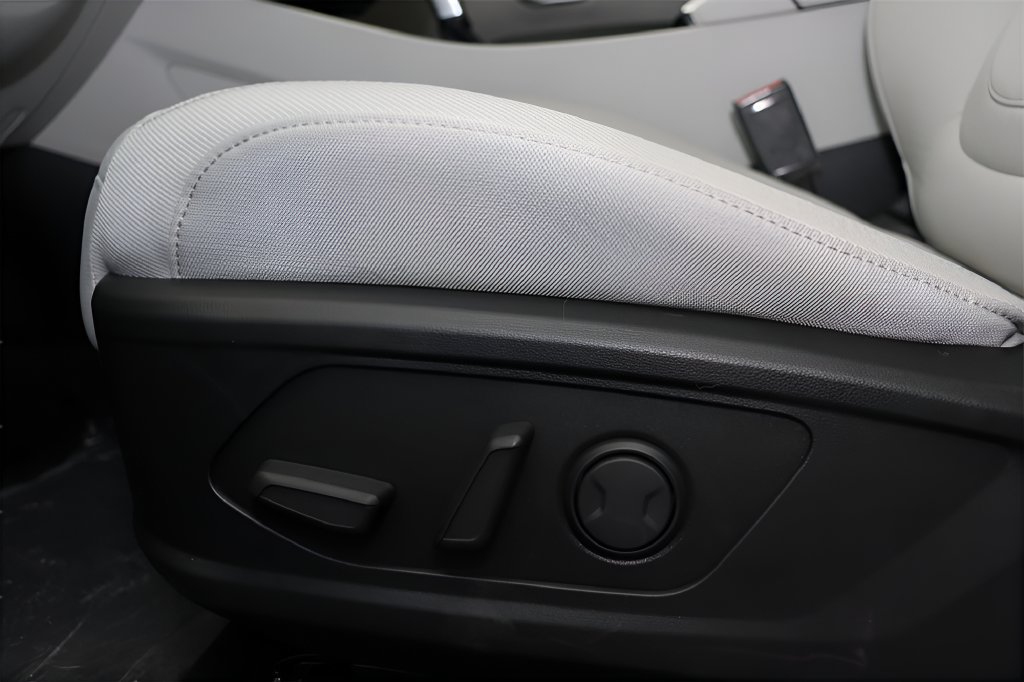 New 2026 Hyundai Tucson SEL Plus AWD/4WD image 11