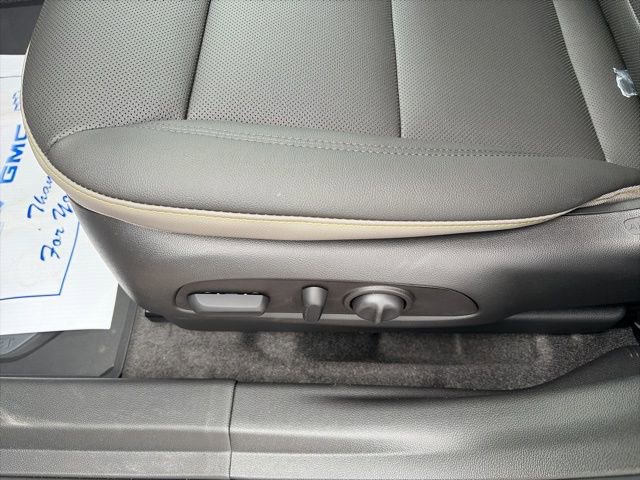 New 2026 Chevrolet Trax ACTIV w/ Driver Confidence Package image 18