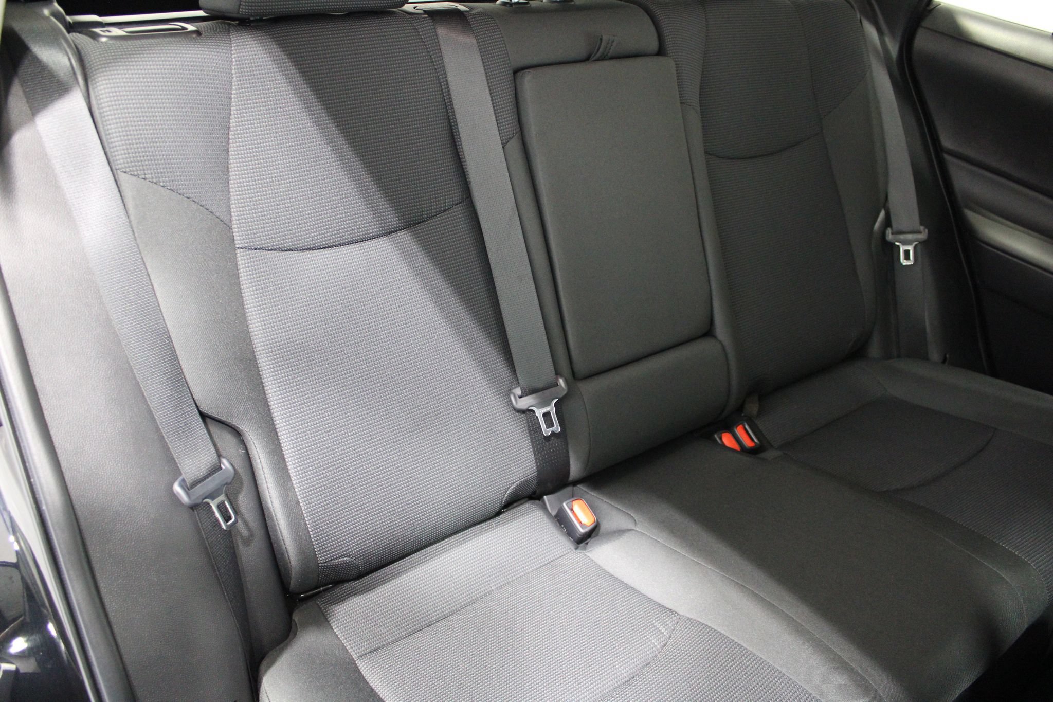 Used 2024 Toyota RAV4 LE AWD/4WD image 23
