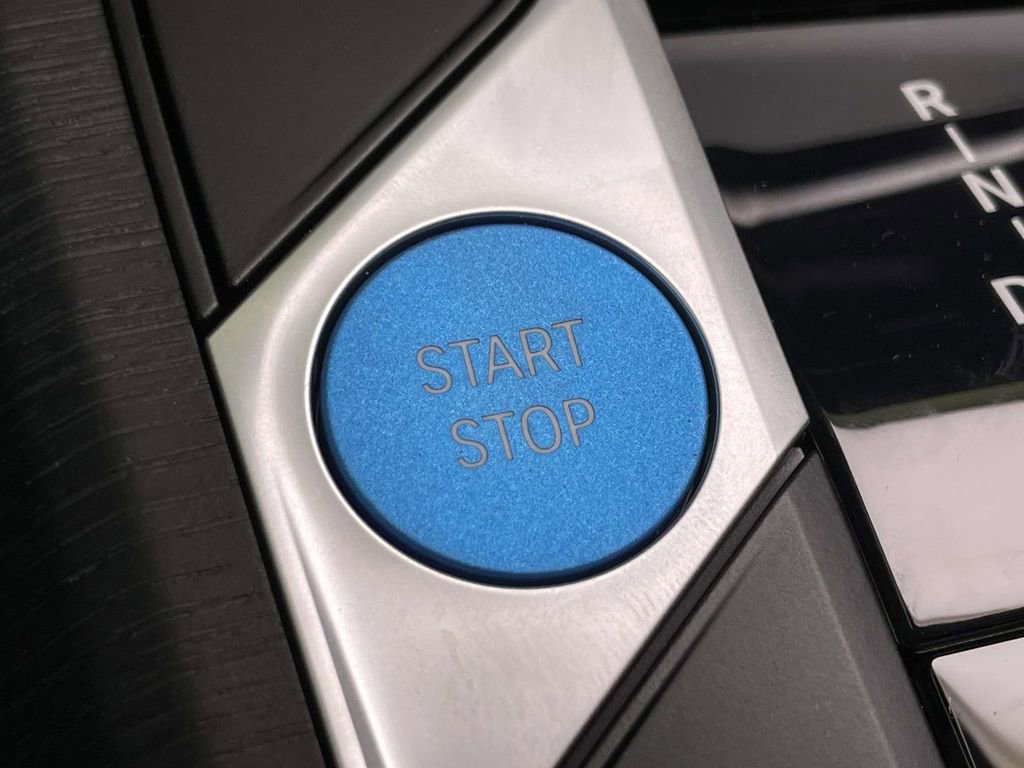 New 2026 BMW i4 xDrive40i AWD/4WD image 38