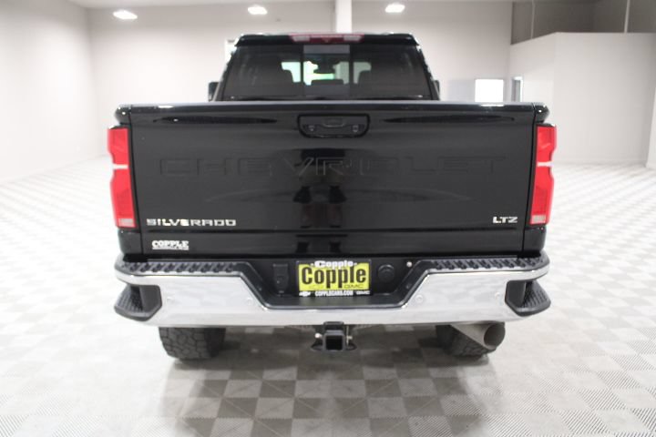 Used 2024 Chevrolet Silverado 2500 LTZ w/ LTZ Convenience Package AWD/4WD image 11