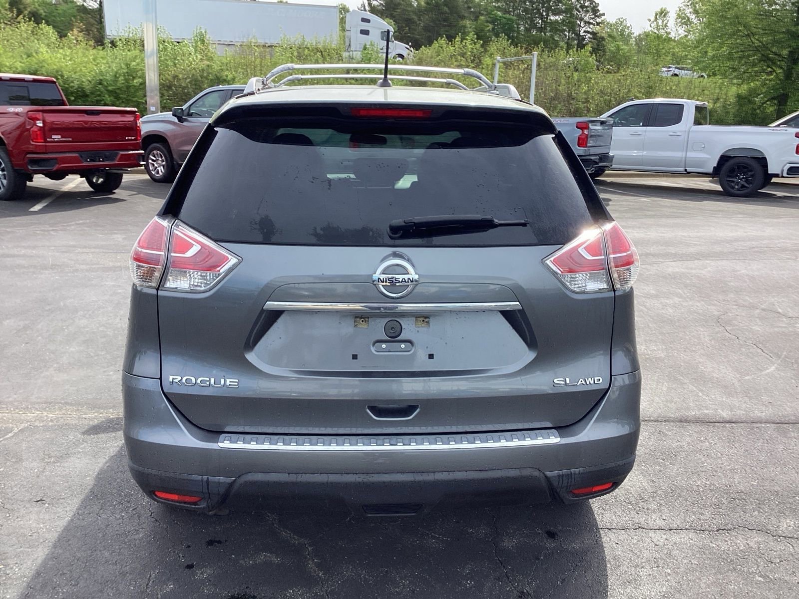 Used 2016 Nissan Rogue SL w/ SL Premium Package image 3