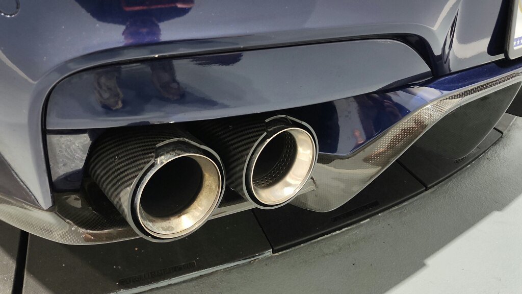 Used 2014 BMW M6 Gran Coupe w/ Executive Package RWD image 39