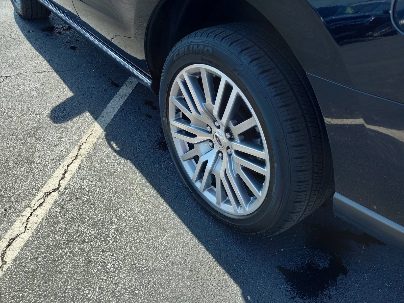 Used 2023 Ford Expedition Limited AWD/4WD image 10