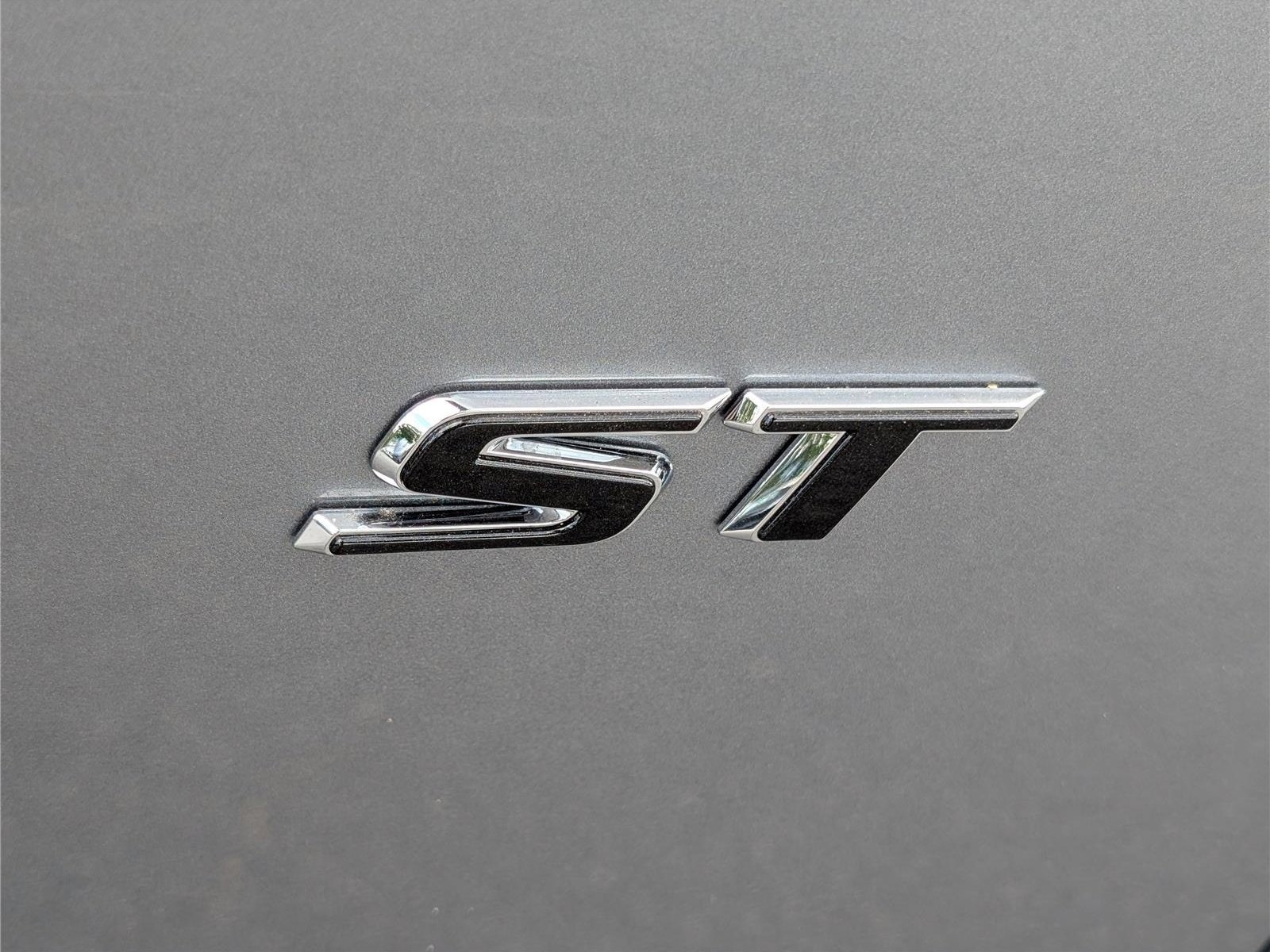 New 2026 Buick Enclave Sport Touring w/ Power Package image 6