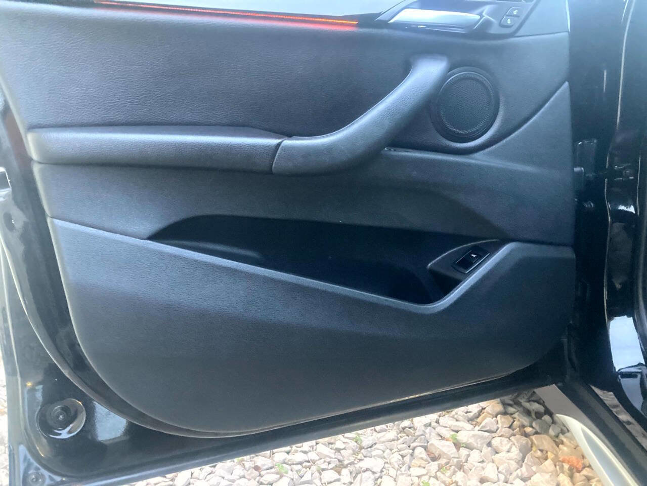 Used 2021 BMW X1 xDrive28i w/ Premium Package image 16