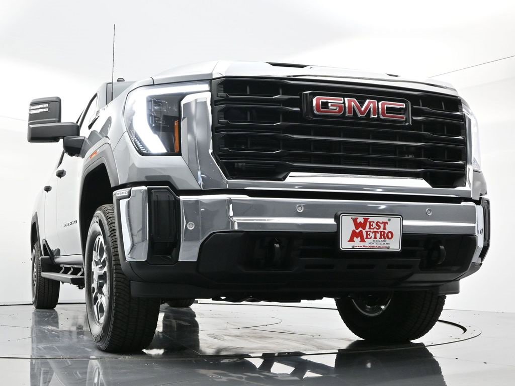 New 2025 GMC Sierra 3500 Pro w/ 1SA Pro Safety Plus Package image 31