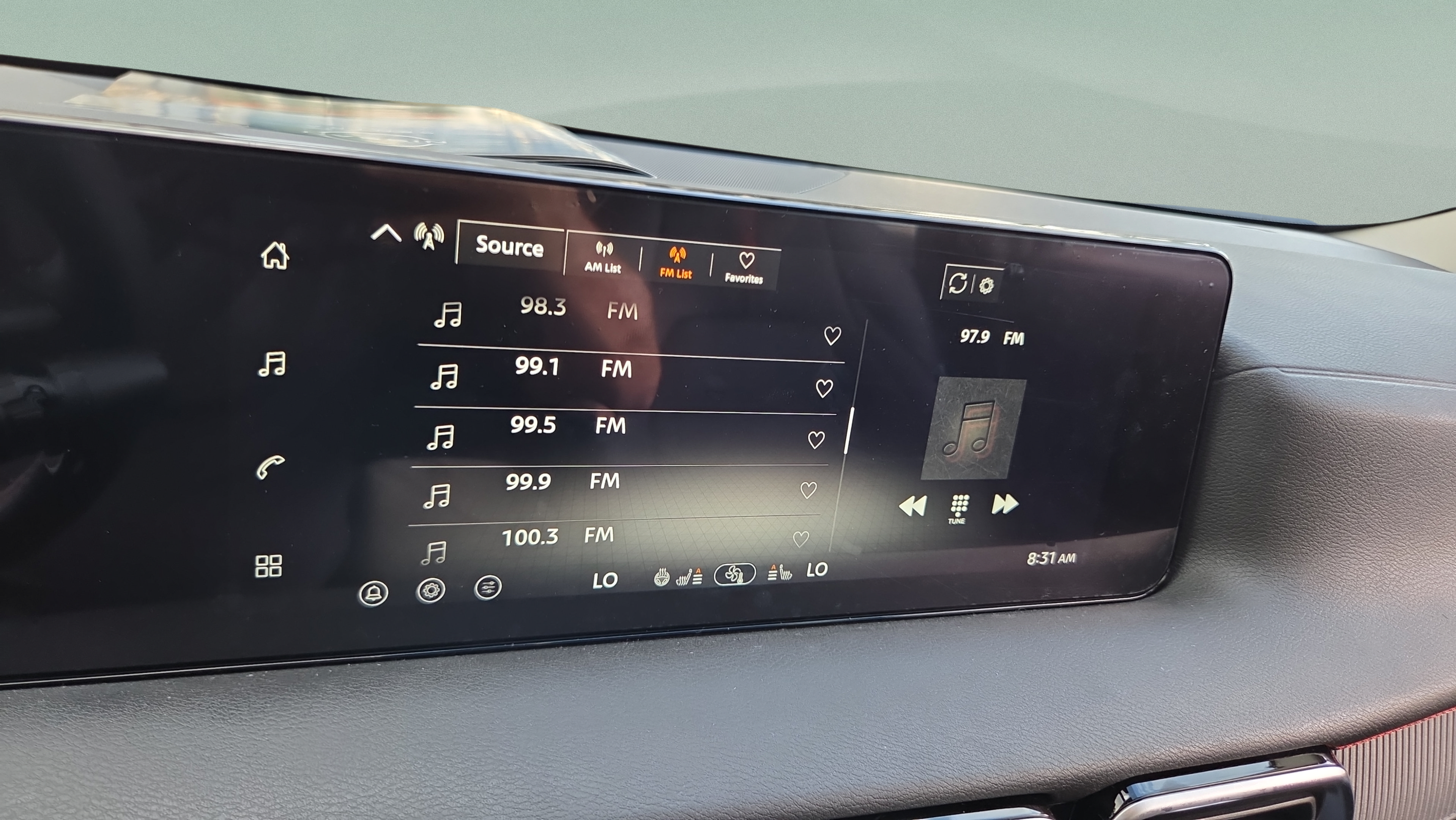 New 2027 Nissan Sentra SR w/ SR Premium Package FWD image 18