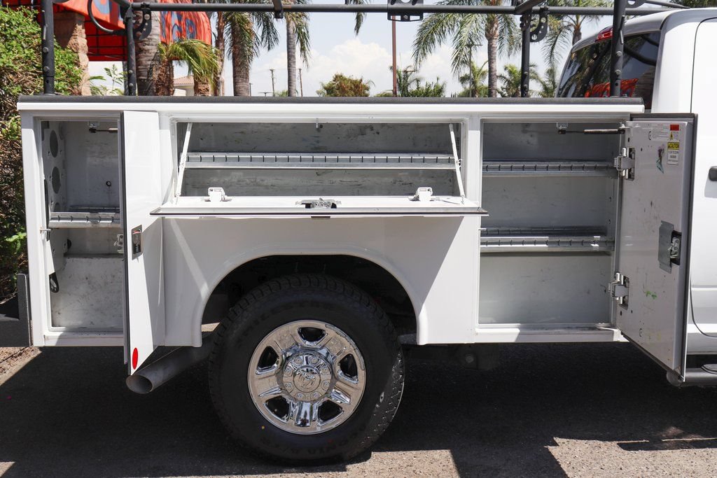 Used 2021 RAM 2500 Tradesman w/ Chrome Appearance Group RWD image 11