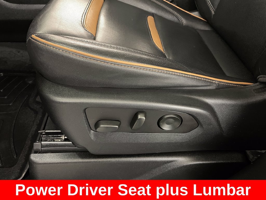 Used 2023 GMC Yukon XL AT4 w/ AT4 Premium Package AWD/4WD image 13
