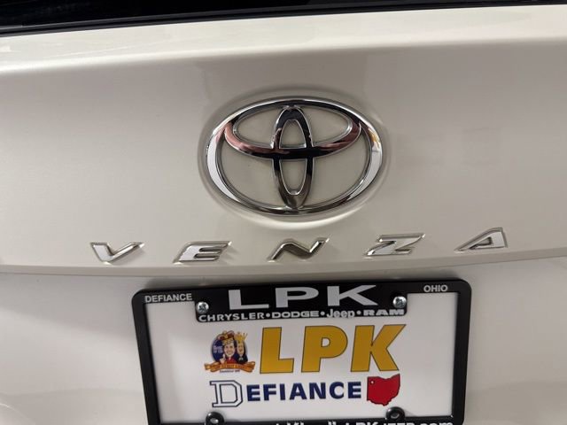 Used 2011 Toyota Venza AWD w/ Convenience Pkg image 17