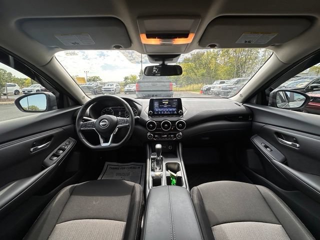 Used 2025 Nissan Sentra SV w/ All-Weather Package FWD image 2