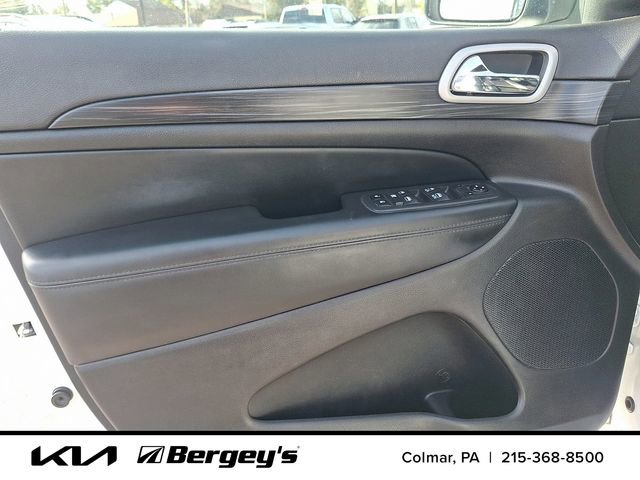 Used 2020 Jeep Grand Cherokee Altitude image 14