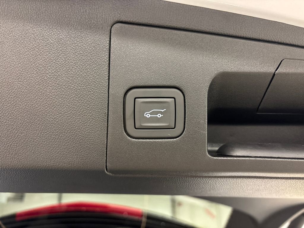 New 2026 Cadillac XT5 Premium Luxury w/ Driver Assist Package image 13