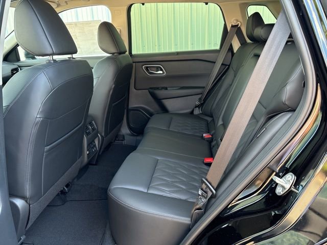 New 2026 Nissan Rogue Platinum w/ Platinum Premium Package image 13