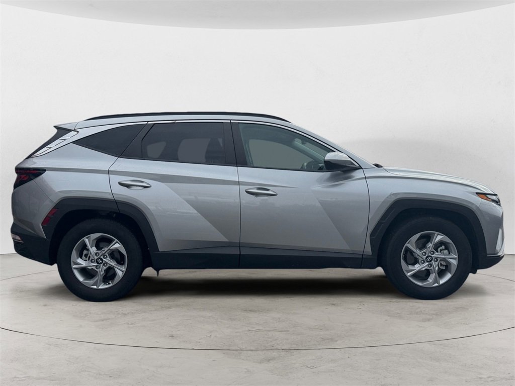 Used 2024 Hyundai Tucson SEL image 2