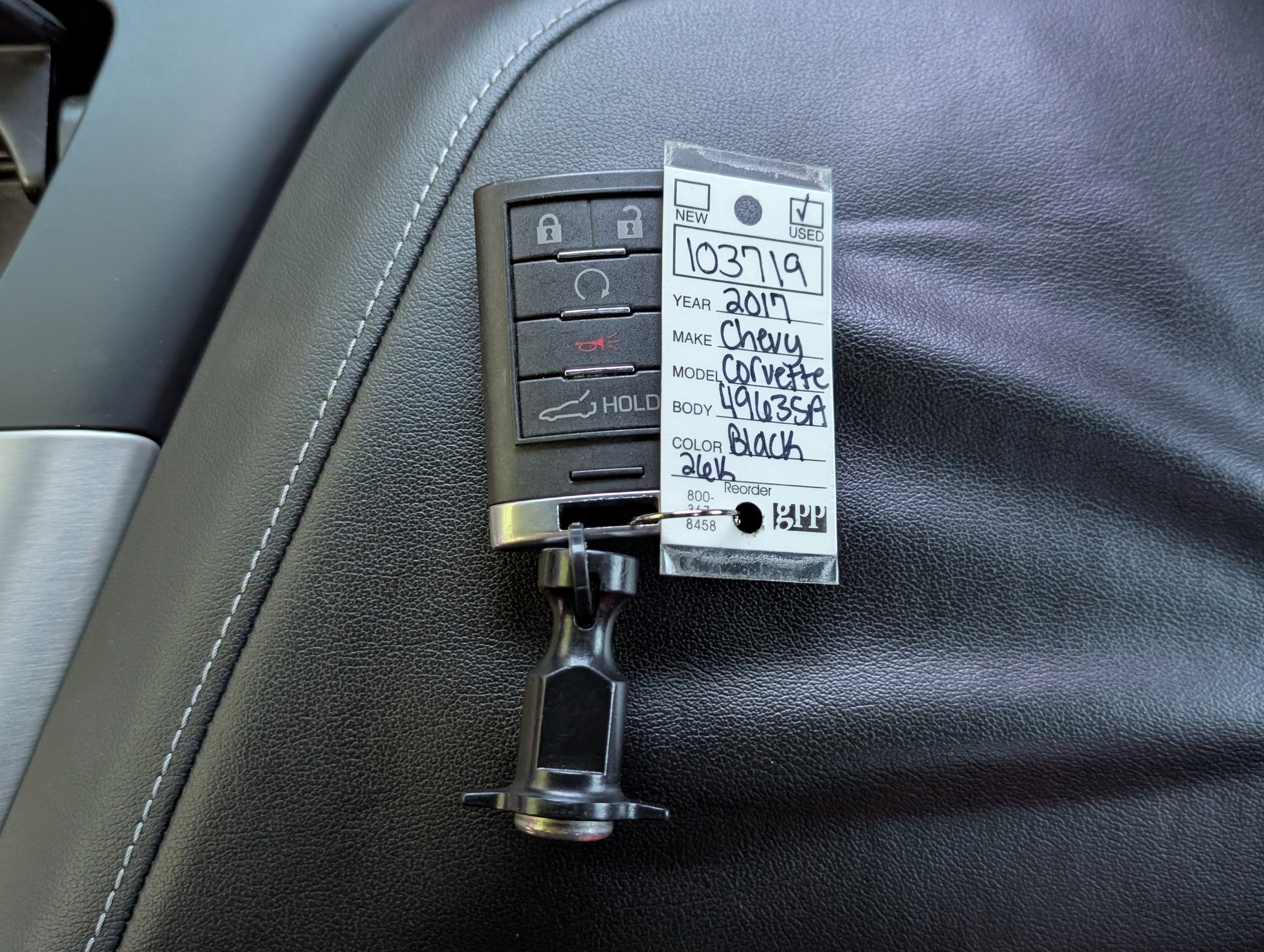 Used 2017 Chevrolet Corvette Stingray Coupe w/ Carbon Flash Badge Package RWD image 32