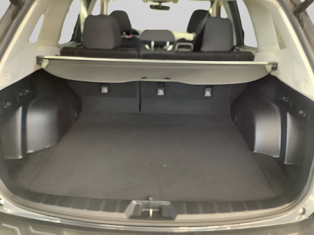 Used 2021 Subaru Forester Premium AWD/4WD image 17