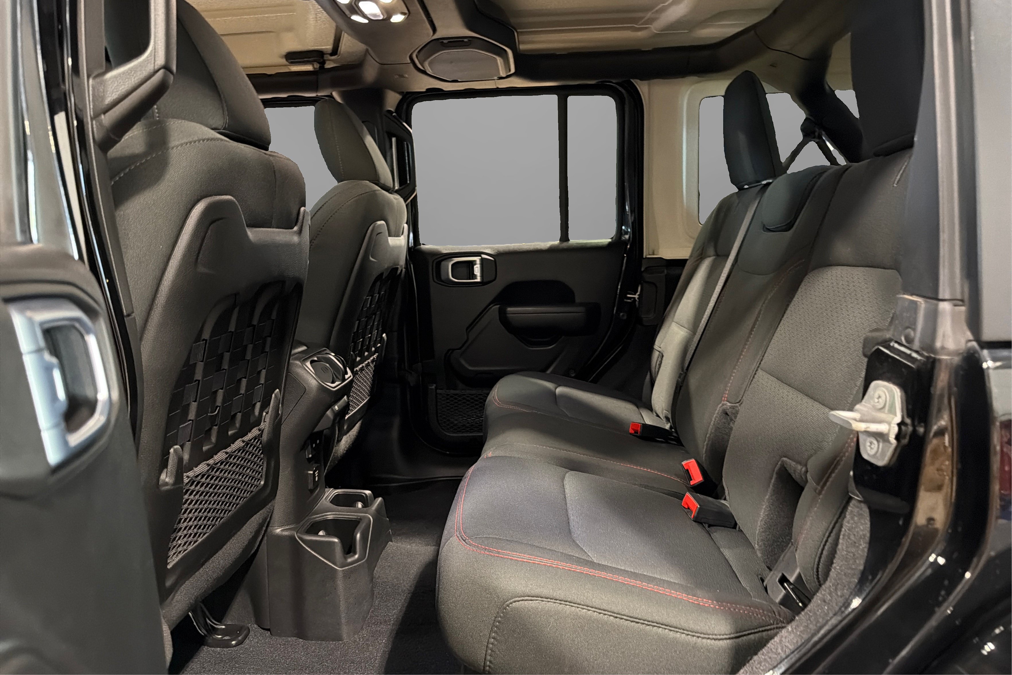 Used 2022 Jeep Wrangler Unlimited Rubicon AWD/4WD image 37