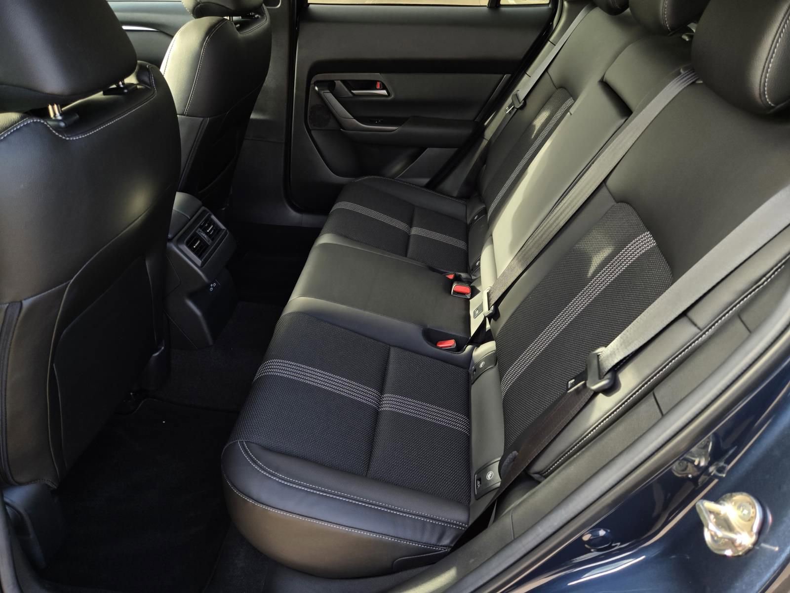 Certified 2025 MAZDA CX-50 AWD 2.5 S w/ Cargo Package image 15