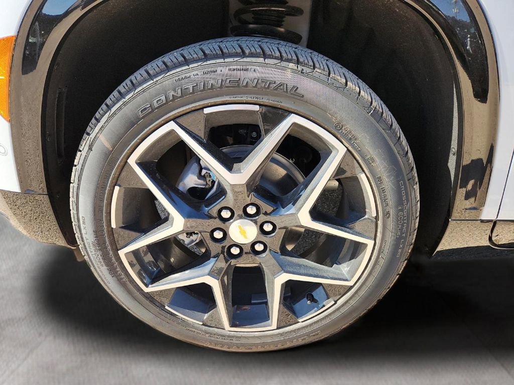 New 2026 Chevrolet Traverse High Country FWD image 9