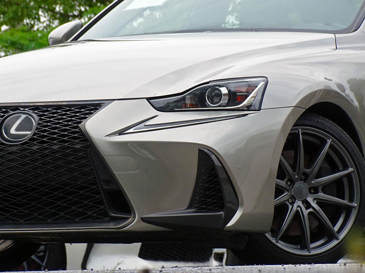 Used 2018 Lexus IS 300 F Sport RWD image 3
