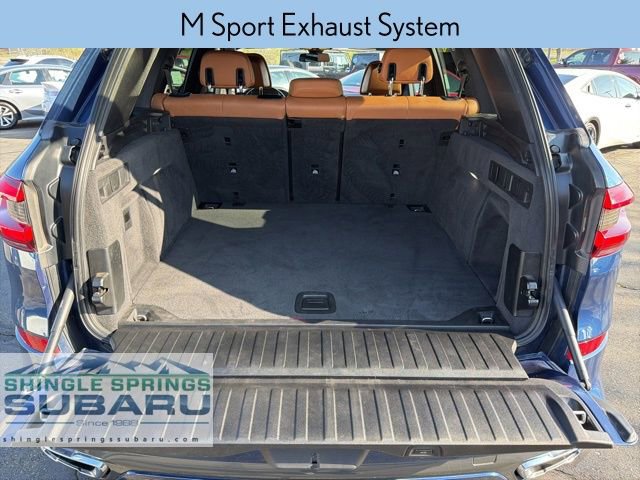 Used 2019 BMW X5 xDrive50i w/ M Sport Package image 26