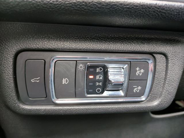 Used 2020 Lincoln Corsair Reserve w/ Equipment Group 201A AWD/4WD image 26