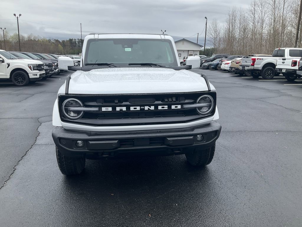 New 2026 Ford Bronco Outer Banks image 2