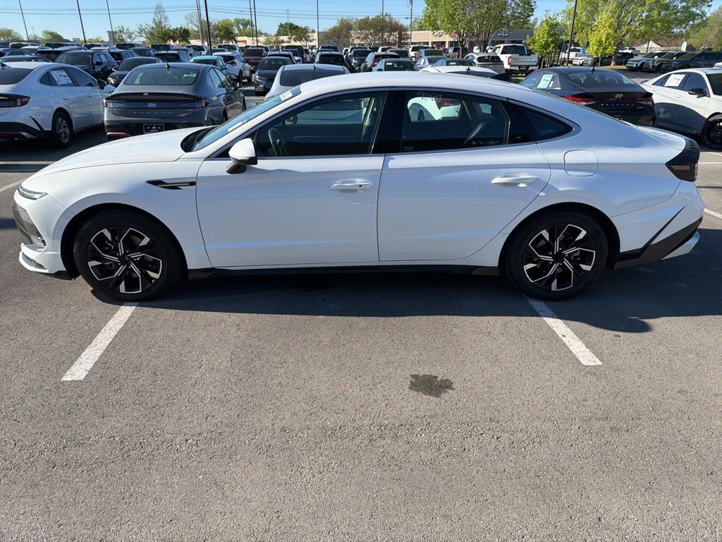 Certified 2025 Hyundai Sonata SEL image 16
