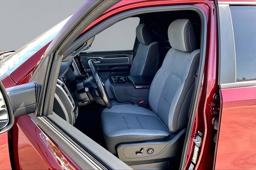Certified 2022 RAM 1500 Big Horn AWD/4WD image 3