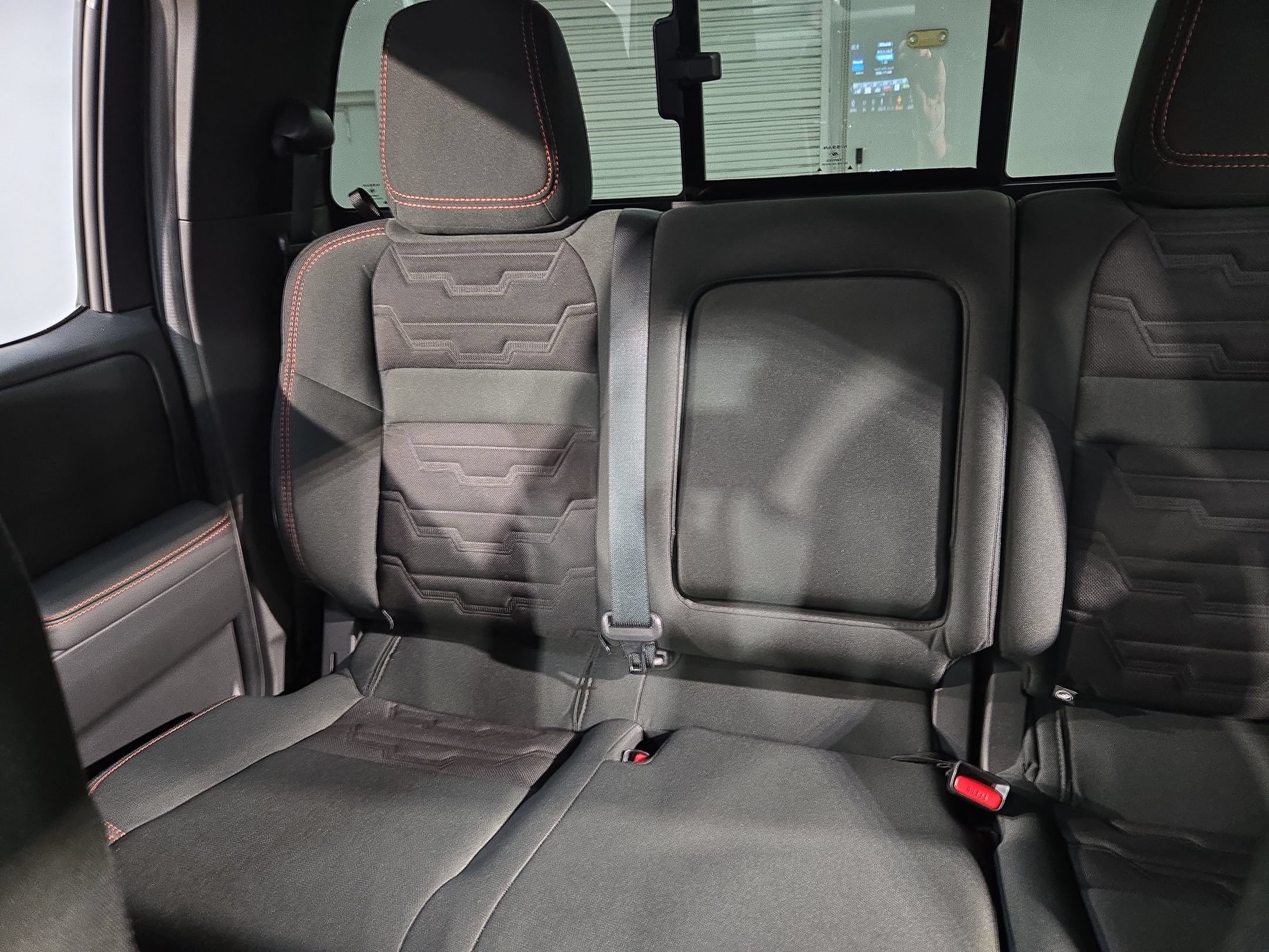 Used 2023 Nissan Frontier PRO-4X w/ Pro Convenience Package AWD/4WD image 12