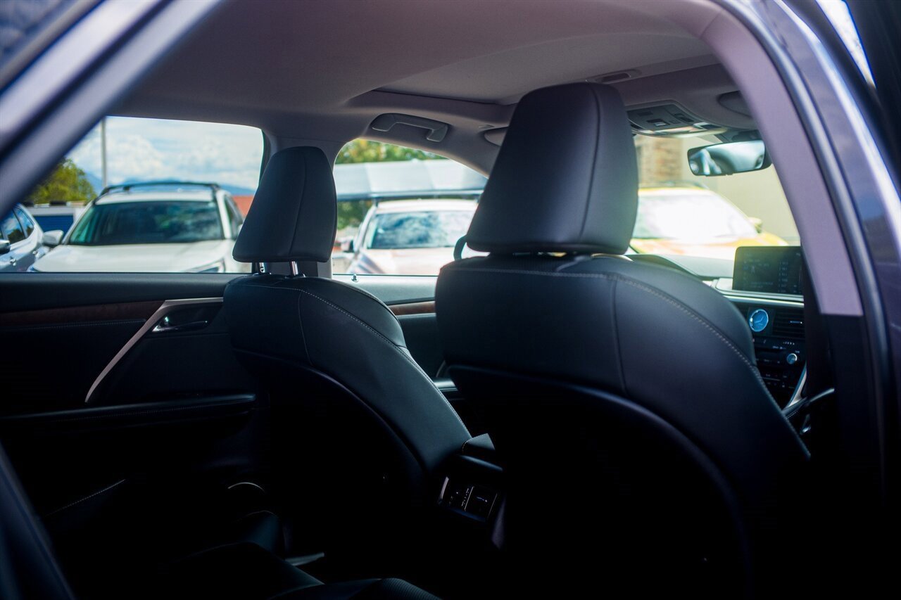 Used 2022 Lexus RX 350L FWD w/ Premium Package image 35
